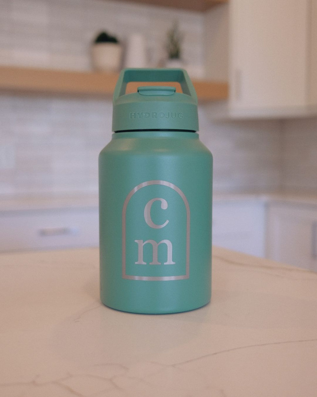 COM JUG (64oz)