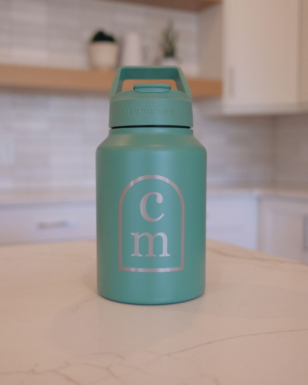 COM JUG (64oz)